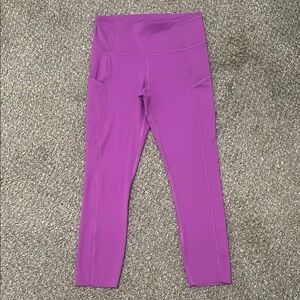 Lululemon fast and free leggings. 6